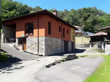 Vivienda Vacacional Bodes