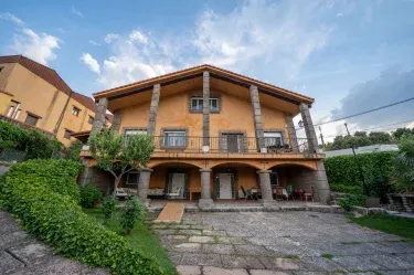 Casa Aurora by Ben-car