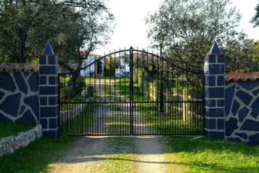 Alojamientos Dehesa Tres Riveros