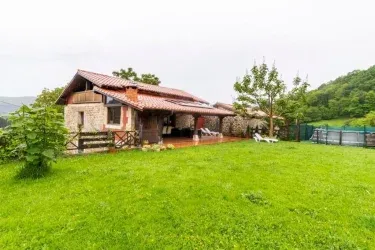 Casa Rural Las Golondrinas de Luena