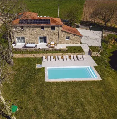 Reverence Villas Caldelas